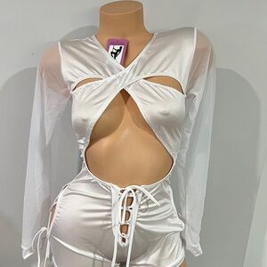 Chic White Cut-Out Chemise